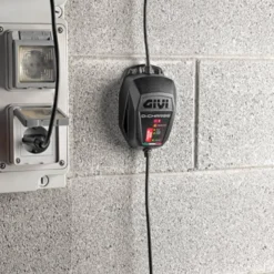 Carica Batteria E Mantenitore Di Carica D-Charge Givi S510