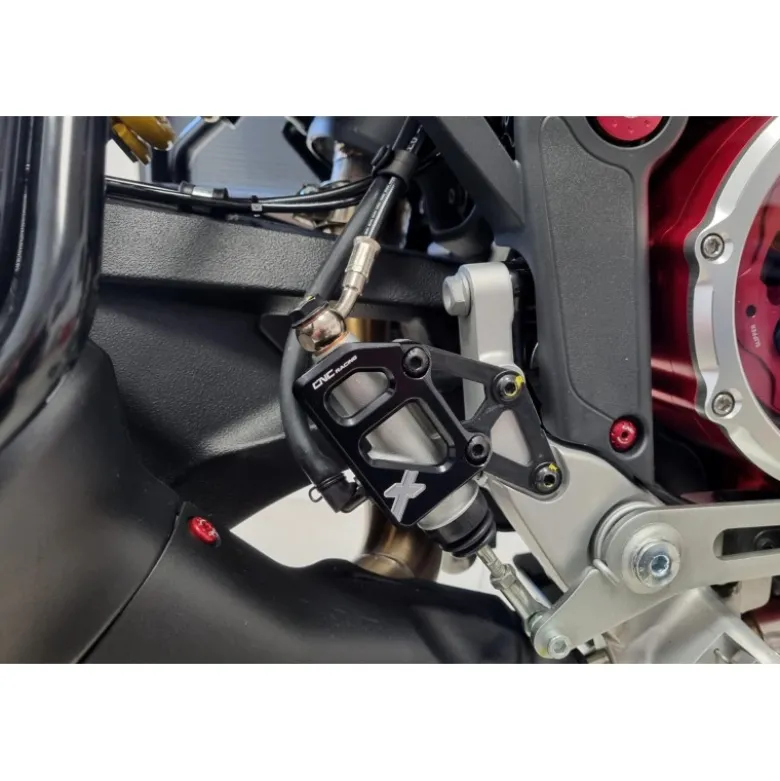 Cnc Racing Pr324B Protezione Pompa Freno Posteriore Ducati Desertx