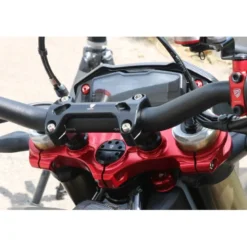 Cnc Racing RM264G Cavallotto superiore manubrio Ducati Hypermotard 698 Mono Oro