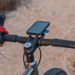 Supporto Telefono Out Front Pro Quad Lock